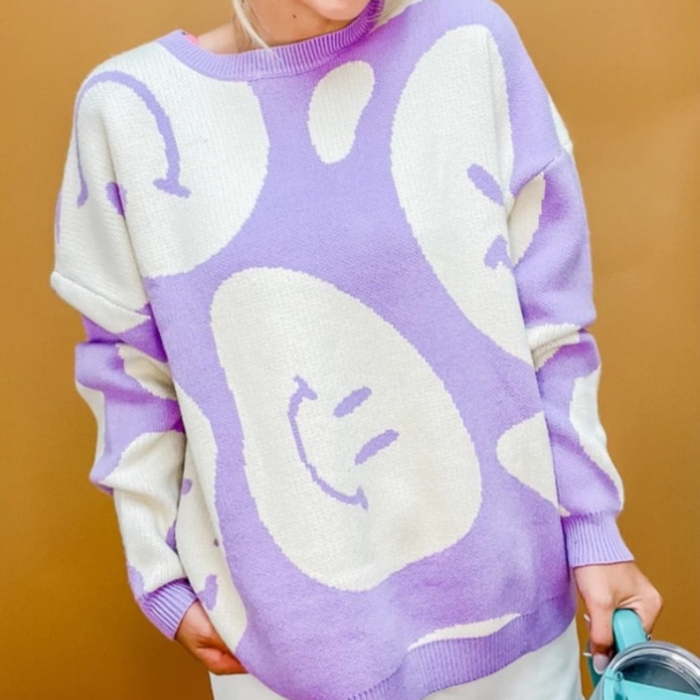 Bailey Rose Swirly Smiley Oversized Sweater Purple Cream Size Small New with Tag